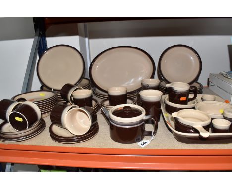 A WEDGWOOD 'MONTEREY' DINNER AND TEA SERVICE comprising one teapot, seven teacups (two chipped), two mugs, seven saucers, six