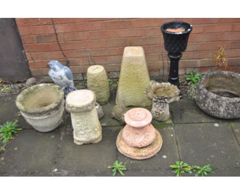 A COLLECTION OF MODERN COMPOSITE GARDEN ORNAMENTS including a two piece circular planter with acanthus leaf detail to base an
