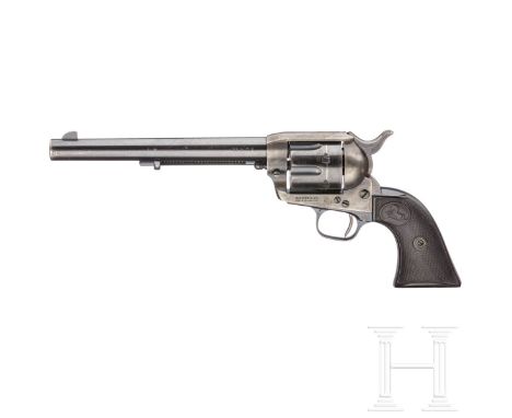 Colt Single Action Army 1873Kal. .32 W.C.F., Nr. 352023, nummerngleich. Spiegelblanker Lauf, Länge 7½". Sechsschüssig. Fertig