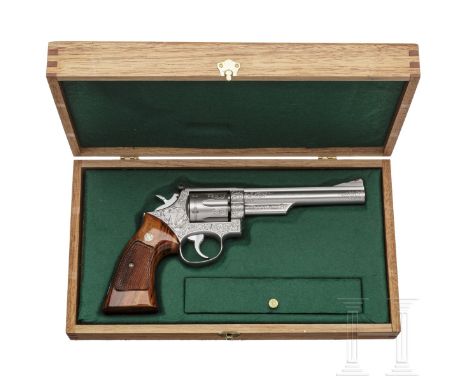 Smith &amp; Wesson Mod. 66-1, "The .357 Combat Magnum Stainless", graviert, in KassetteKal. .357 Mag., Nr. 39K0536, blanker L