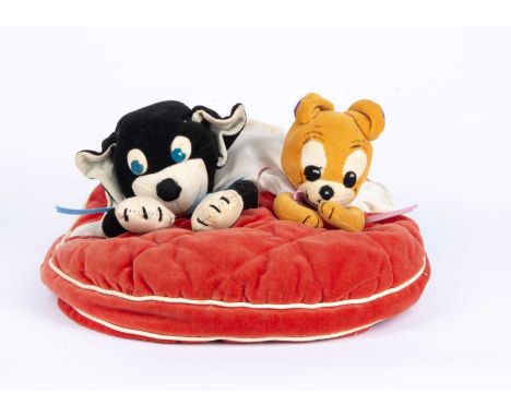 A Merrythought for Hanna Barbera Tom and Jerry nightdress case, circa 1969, velvet heads and arms with felt eyes, stitched on