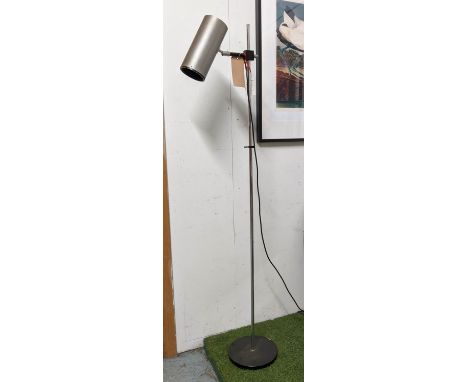 ARTELUCE 1055 FLOOR LAMP BY GINO SARFATTI, 160cm H, vintage 20th Century Italian. 