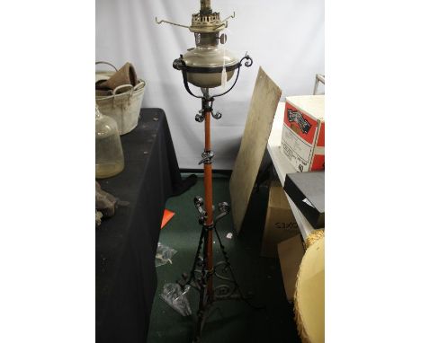 Wrought iron oil lamp (converted to electricity) in need of re-wiring