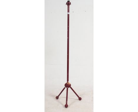 A retro / vintage unusual designed standard lamp, being raised on tripod bobbin legs. Measures: 150cm H