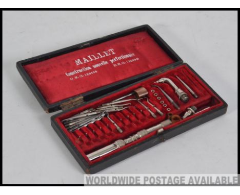 A vintage early 20th century French cased Dentists drill piece set. Marked to the case for Maillet - Construction nouvelle pe