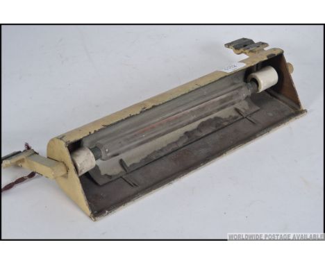 A vintage mid century copper painted wall mounted bankers lamp with rectangular shade, wall brackets either side. Measures L4