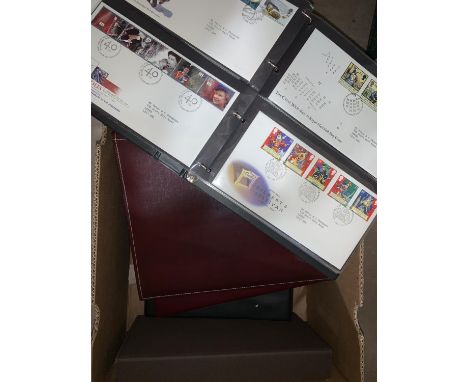 A collection of US and GB first day covers 