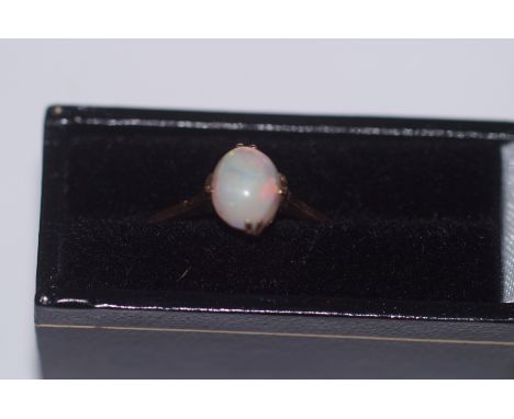 9ct Gold Opal ring