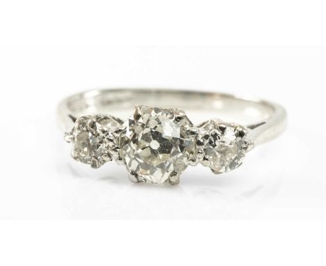 18CT WHITE GOLD & PLATINUM THREE STONE DIAMOND RING, 0.6cts overall approx., ring size G 1/2, 2.2gmsProvenance: private colle