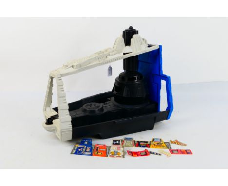 Star Wars - Kenner - An unboxed vintage Kenner / Palitoy Star Wars action figure 'Darth Vader Star Destroyer' from The Empire