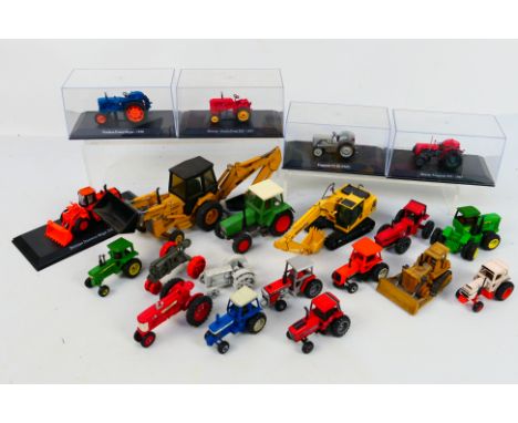 Hachette - Ertl - NZG - Cursor - Other - A mixed group of mainly unboxed diecast model tractors and construction vehicles in 