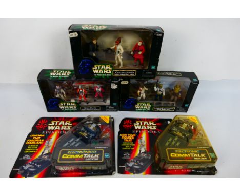 Star Wars - Hasbro - A collection of boxed Star Wars figures and accessories. Lot includes Star Wars 'The Power of the Force'