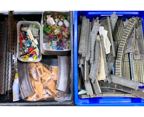 Hornby - Faller - Others - A large quantity of playworn 3-rail model railway track and other model railway parts and accessor