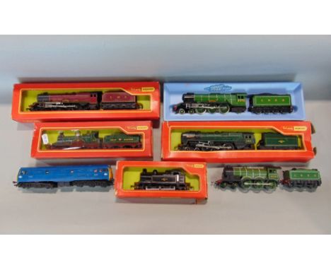 Five boxed Tri-ang Hornby 00 gauge locomotive including R855N The Flying Scotsman 4-6-2 with steam exhaust noise, R258G Princ
