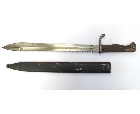 A German 98/05 Mauser saw-back bayonet, marked Waffen Fabrik, with scabbard 