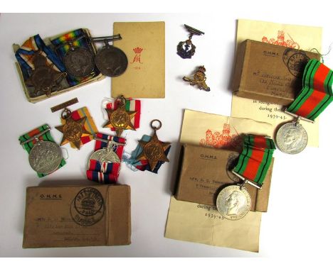 A collection of WWI and WWII medals consisting of WWII Africa star (with 1st Army clasp), Italy star and 1939-45 star, War me