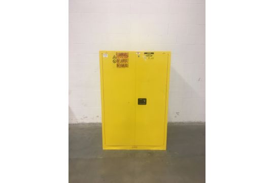 Uline Standard Flammable Storage Cabinet 1 90 Gallon 340 Liter