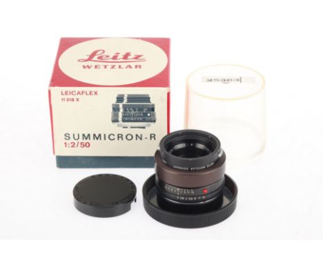 A Leitz Summicron-R f/2 50mm Lens, black, serial no. 2000286, body, VG-E, elemenets, G, some light internal fungus, complete 