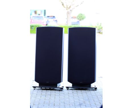 A Pair of Quad ELS2905 Electrostatic Speakers,serial nos. 000533/000534, body, VG, on air-cushioned basesNote: Better-quality