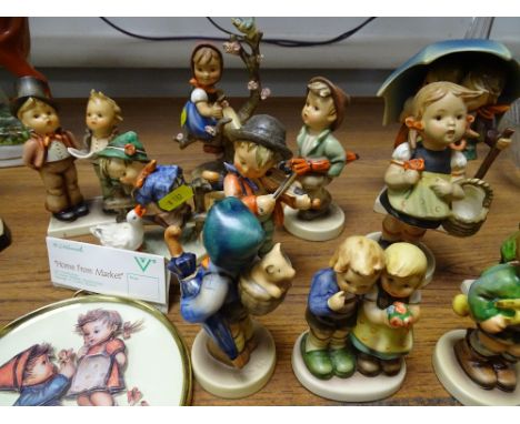 Very large parcel of Goebel figures