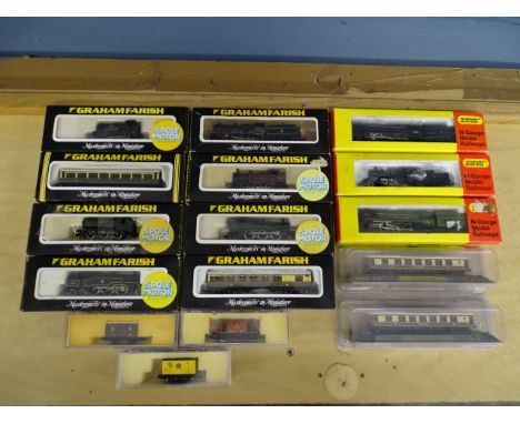 Boxed N gauge locomotives and wagons to include Graham Farish and Hornby Railways etc&nbsp;