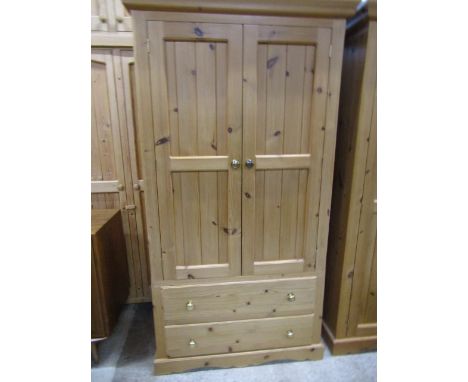 2 door pine wardrobe with drawers