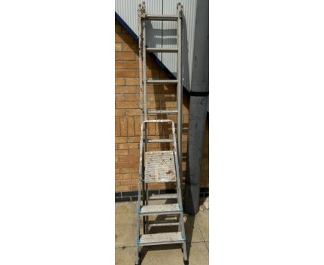 2 Aluminium step ladders