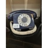 A vintage 1977 Queens silver jubilee commemorative telephone 2/SA 4271