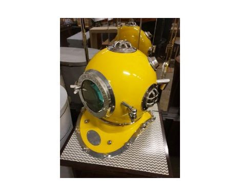 Reproduction Anchor Engineering 1921 Scuba Diving Marine Divers Helmet Deep Sea Chrome Yellow Finish 40cm x 32cm x 42cm