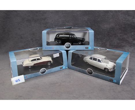 3 x Oxford Roadshow diecast model comprising # DS002 Oxford Diecast Daimler DS420 Black Hearse - 1:43 Scale #JAG001 Oxford Di