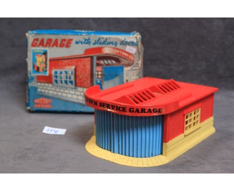 Mettoy Playthings #6223 Vintage 1950s Plastic Mettoy Garage With Sliding Doors
