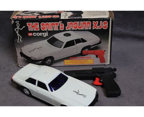 Corgi The Saints Jaguar XJS Boxed With Red Gun Sonic Controlled 1978 Car Model