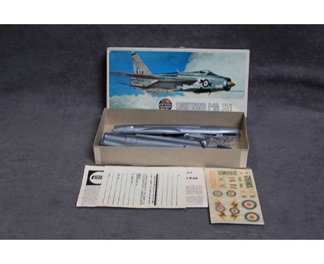 Airfix - Lightning F1A - 1:72 Model Kit #02010-3 Series 2 First British combat aircraft with supersonic performance, the ligh