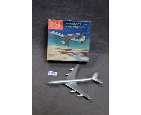 Lone Star Aircraft of the World 1/250th scale Diecast Pan AM Decal