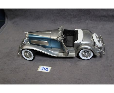 ERTL #7963 Duesenberg 1935 Gary Cooper's 1:18 Scale Diecast American Muscle Classic