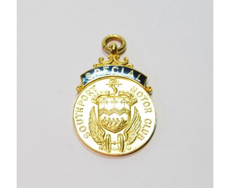9ct gold and enamel medal, 'Southport Motor Club, Niceto de Larrinaga, Special 1929', 12g.