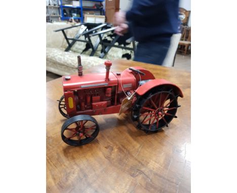 RED TRACTOR TIN METAL ORNAMENT