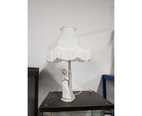 NAO FIGURED TABLE LAMP WITH FRILLED SHADE