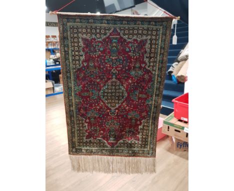 PERSIAN HANGING CARPET TAPESTRY