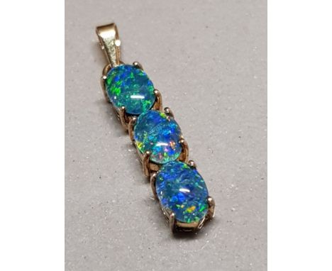 925 HALLMARKED 3X CREATED OPAL PENDANT 1.2G