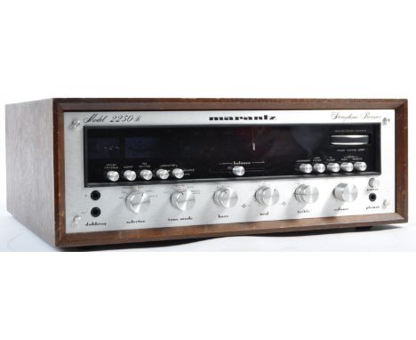 Marantz Hi-Fi - Model 2250 B - A good 1970's vintage Stereophonic Receiver having a teak case with brushed silver face. Desig
