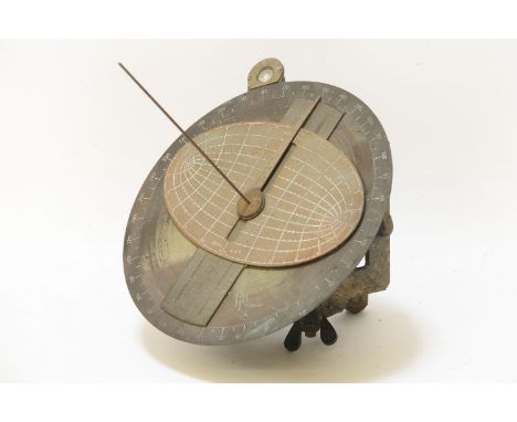 Cole pattern brass sun compass, c. 1930/4020cm diameter