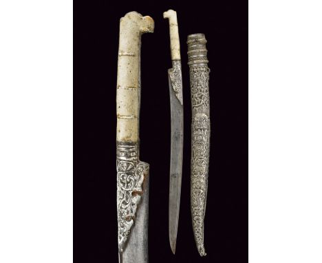 dating: 19th Century provenance: Turkey Small, curved, single-edged blade with thin fuller at the back, decorated with silver