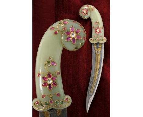 dating: last quarter of the 19th Century provenance: India Slightly curved, damask, double-edged blade, with the tip slightly