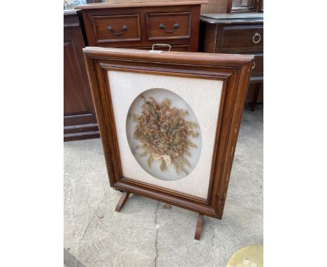 A MODERN FIRESCREEN ENCLOSING DRIED FLOWER DECORATION 