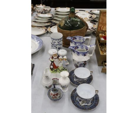 A QUANTITY OF VINTAGE CERAMICS TO INCLUDE JUGS, A YARDLEY SOAP DISH, CUPS AND SAUCERS, VASES, A LARGE WINE BOTTLE WITH WICKER