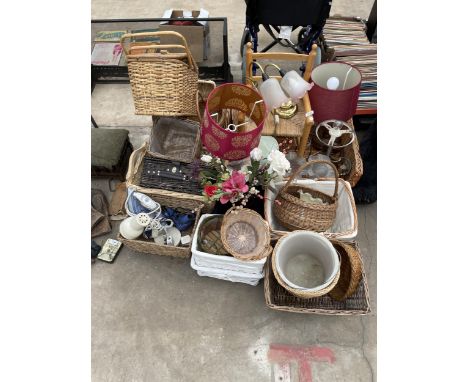 A LARGE ASSORTMENT OF ITEMS TO INCLUDE WICKER BASKETS, LIGHT FITTINGS AND A CHILDS CHAIR ETC 