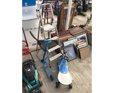 AN ASSORTMENT OF ITEMS TO INCLUDE AN ALUMINIUM STEP LADDER AND A CHILDS SCOOTER ETC 