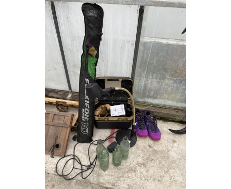 AN ASSORTMENT OF ITEMS TO INCLUDE NIKE TRAINERS, A LAMP AND GLASS BOTTLES ETC 