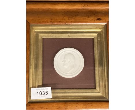 VARIOUS CERAMIC ITEMS TO INCLUDE MEAKIN CUPS AND SAUCERS, STONEWARE ITEMS AND A FRAMED 
